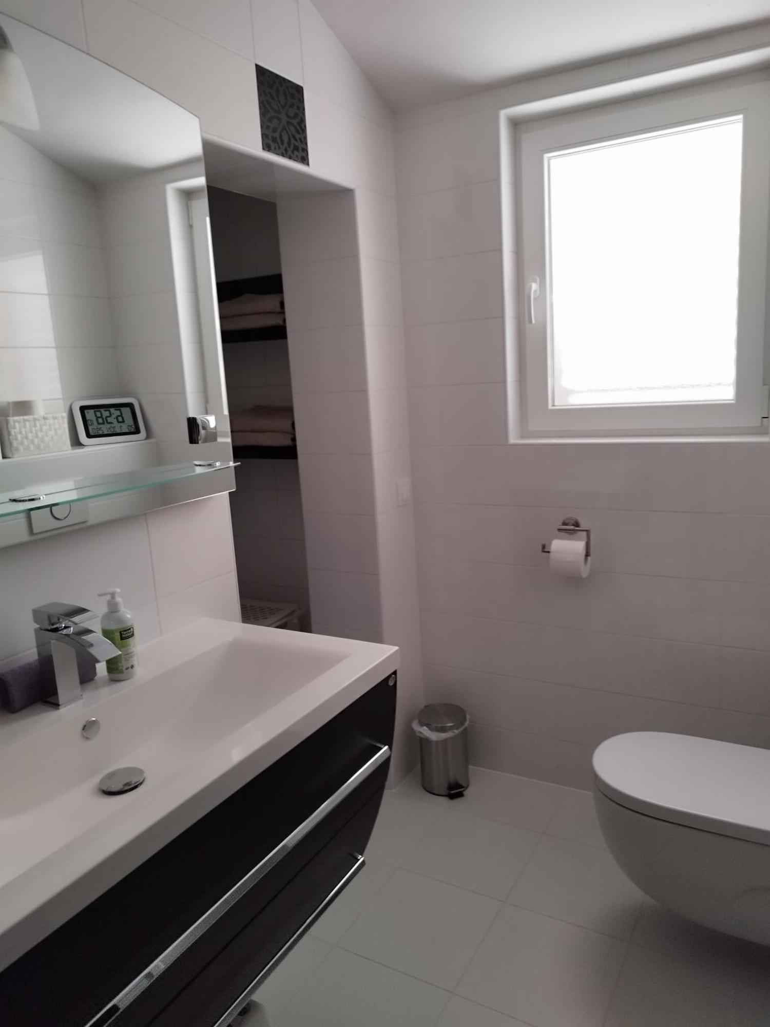 Ferienwohnung Am Sandstrand 奥米什 外观 照片